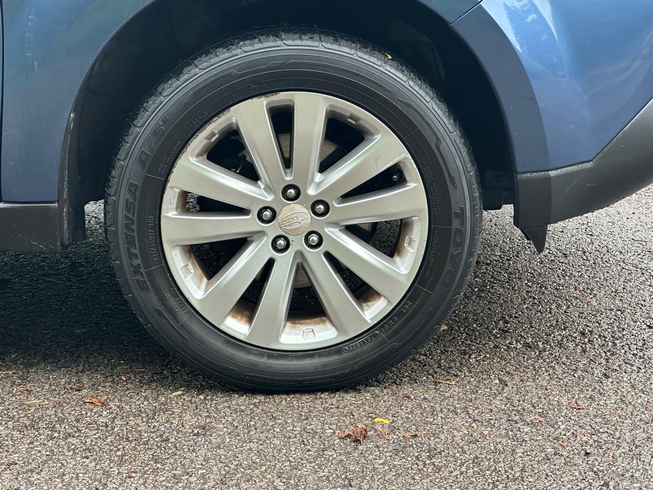 Subaru Forester 2.5X Premium 2012