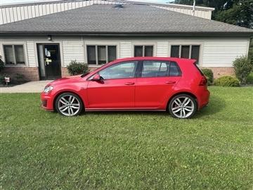 2017 Volkswagen Golf GTI S 6M 4-Door