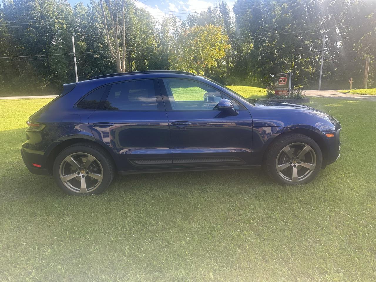 Porsche Macan Base 2023