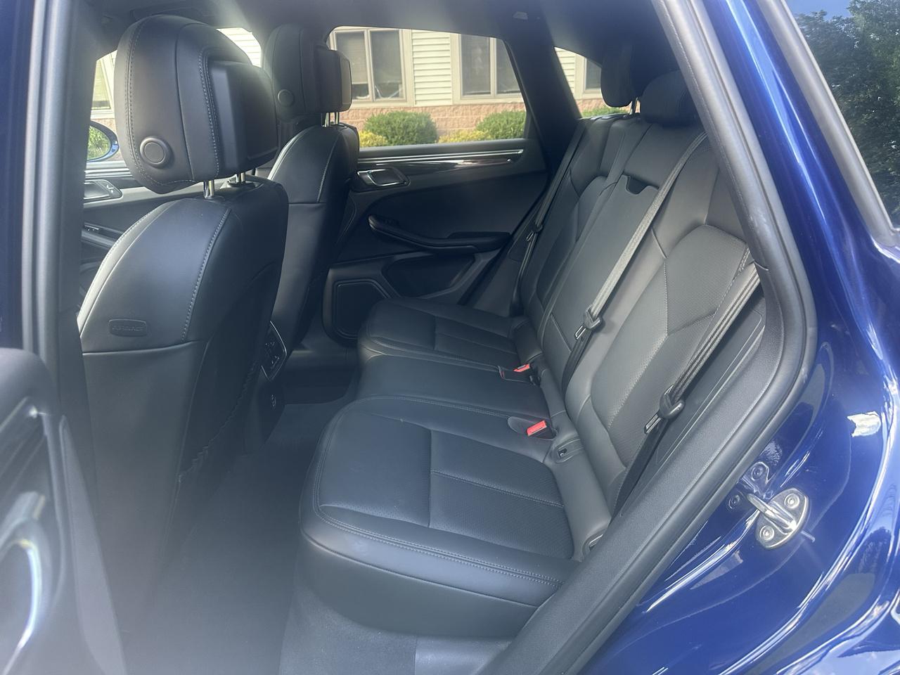 Porsche Macan Base 2023