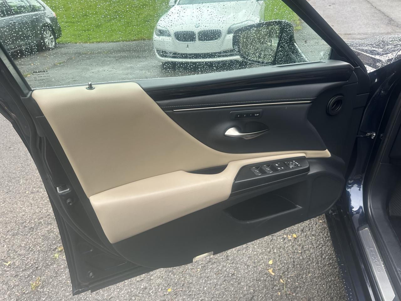 Lexus ES 250 Premium 2021