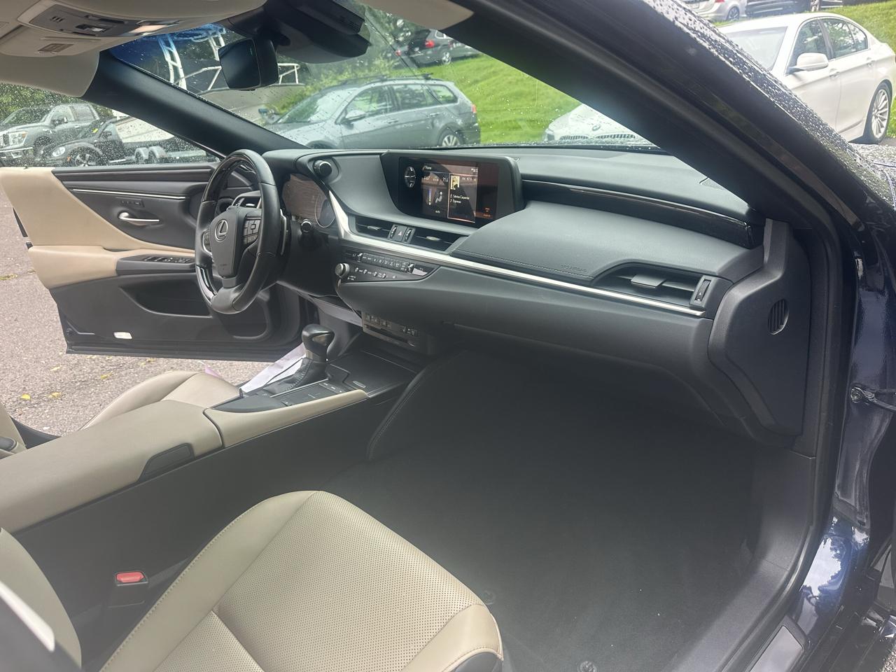 Lexus ES 250 Premium 2021