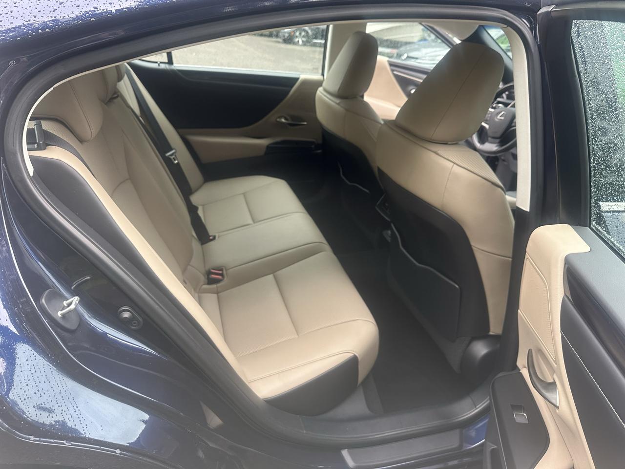 Lexus ES 250 Premium 2021