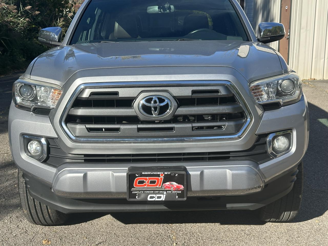 Toyota Tacoma Limited Double Cab V6 6AT 4WD 2017