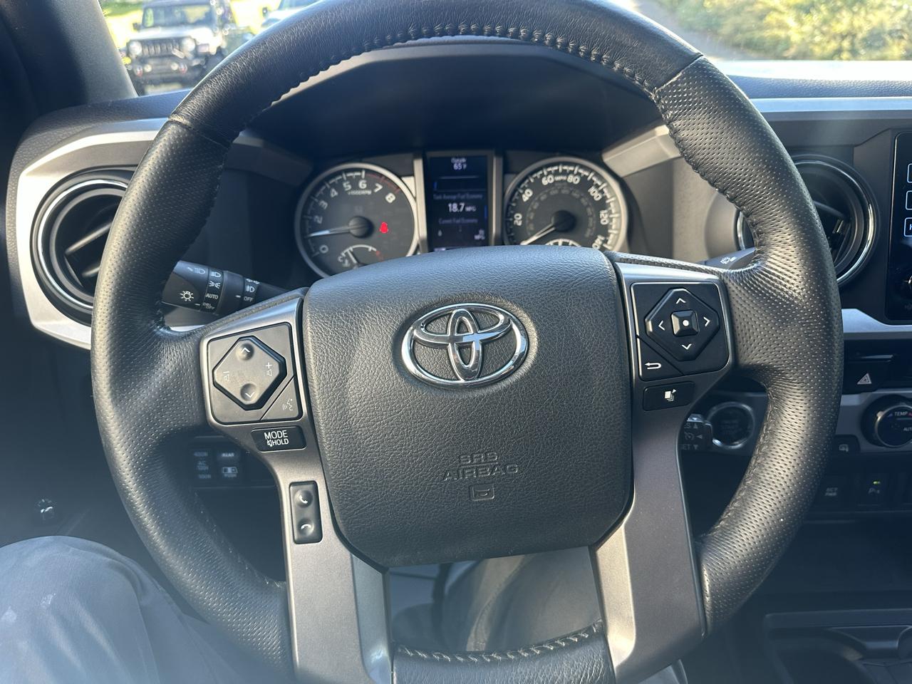 Toyota Tacoma Limited Double Cab V6 6AT 4WD 2017