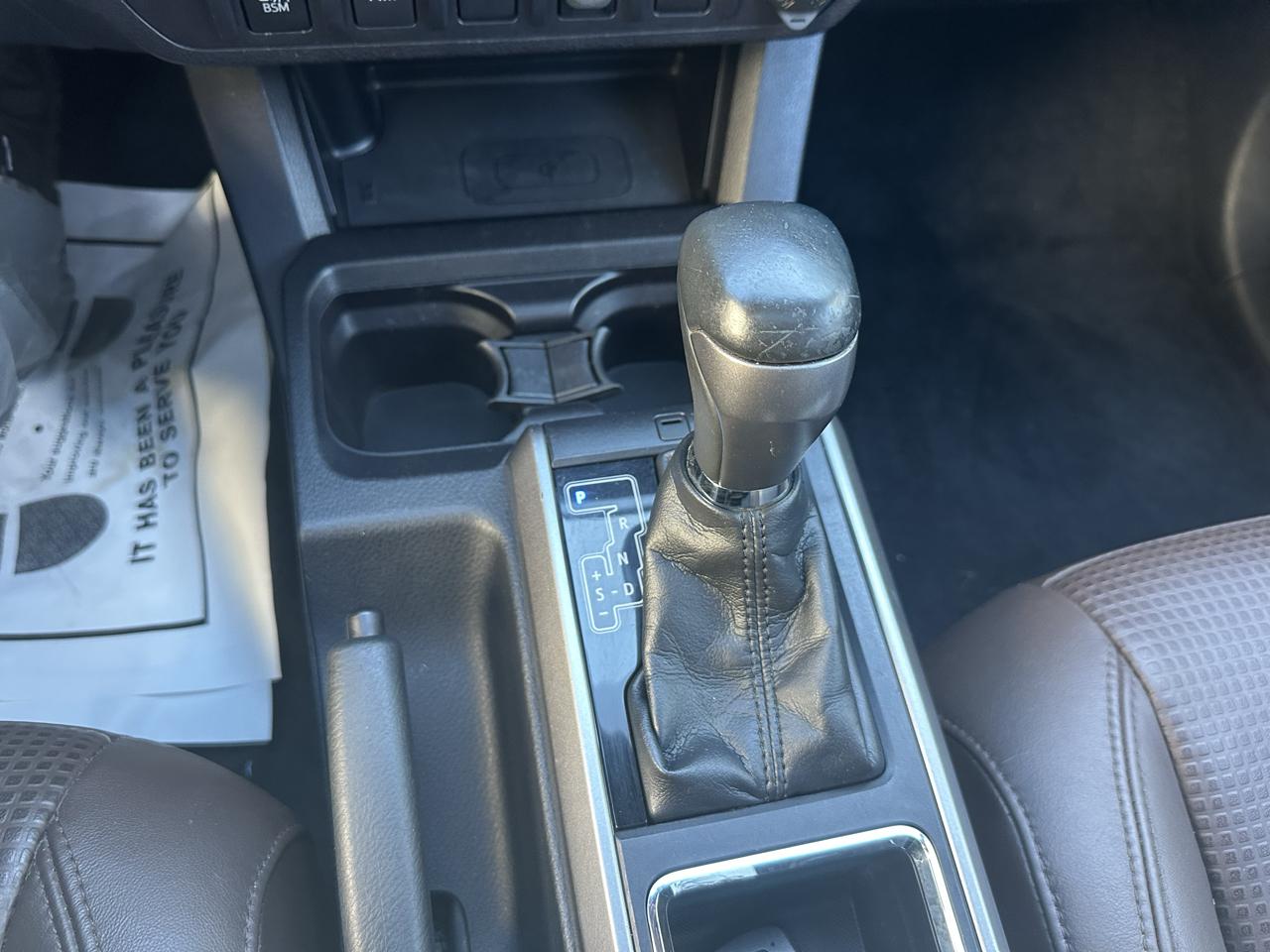 Toyota Tacoma Limited Double Cab V6 6AT 4WD 2017