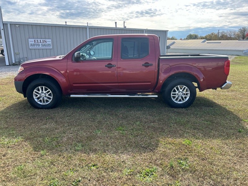 2016 Nissan Frontier PRO-4X Crew Cab 5AT 4WD