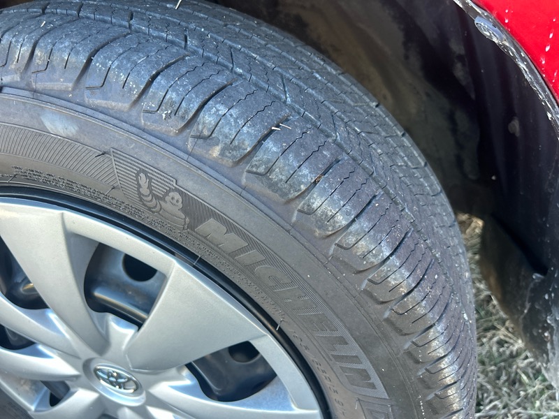 Toyota Corolla 4dr Sdn LE Auto 2010