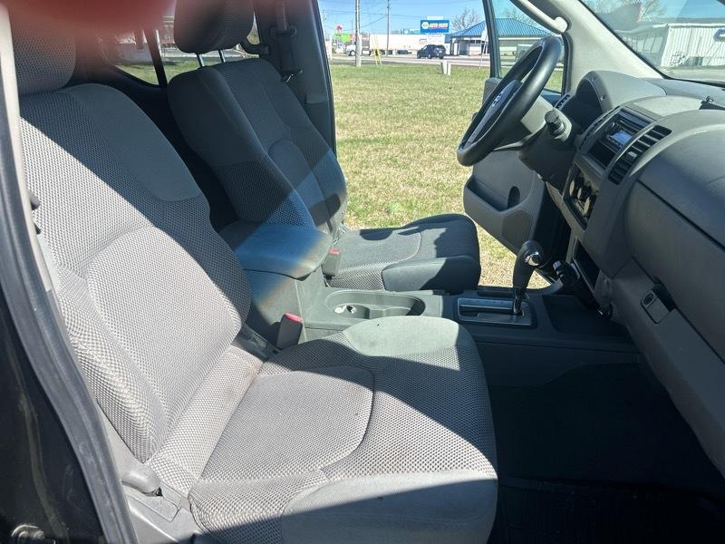 Nissan Frontier 2WD Crew Cab SWB Auto SE 2008