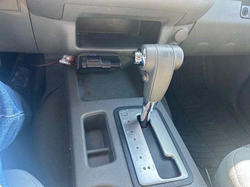 Nissan Frontier 2WD Crew Cab SWB Auto SE 2008