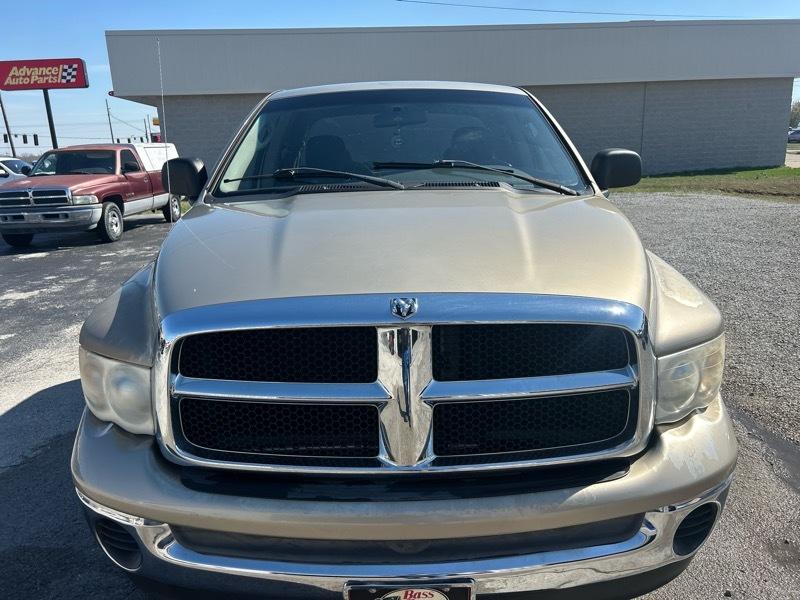 Dodge Ram 1500 4dr Quad Cab 140.5 4WD SLT 2005