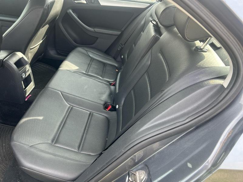 Volkswagen Jetta SE 2014