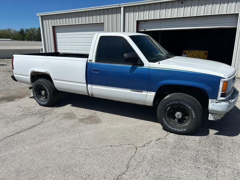 Chevrolet C/K 1500 Reg. Cab W/T 8-ft. Bed 4WD 1994