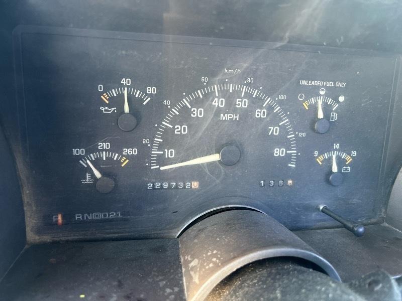 Chevrolet C/K 1500 Reg. Cab W/T 8-ft. Bed 4WD 1994