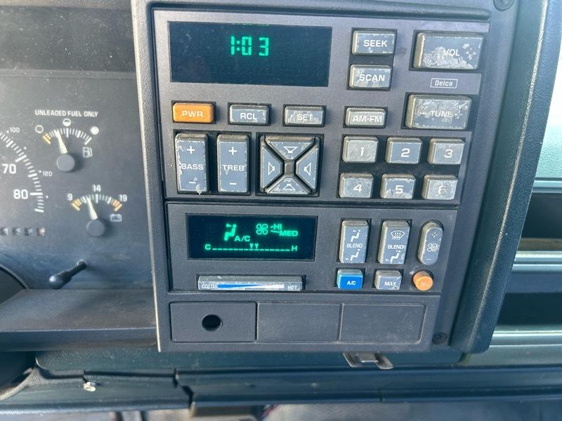 Chevrolet C/K 1500 Reg. Cab W/T 8-ft. Bed 4WD 1994