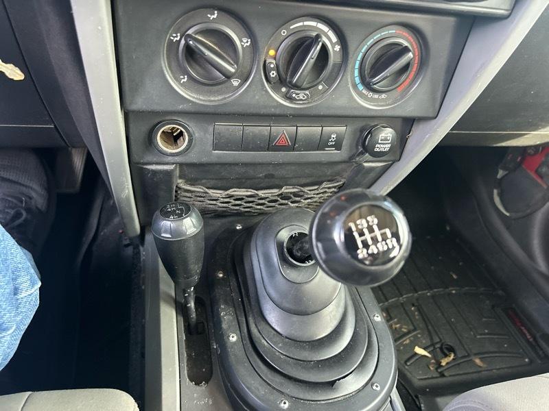 Jeep Wrangler Sport 4WD 2010