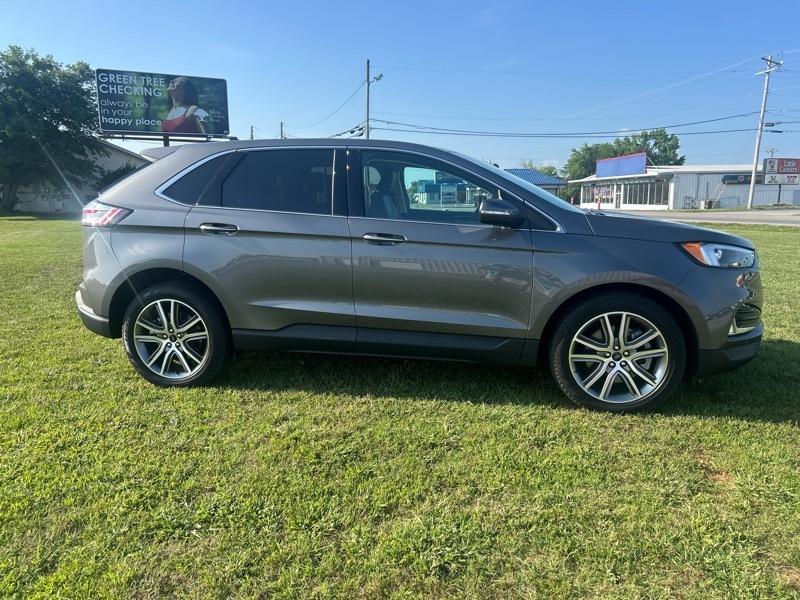 Ford Edge Titanium 2023