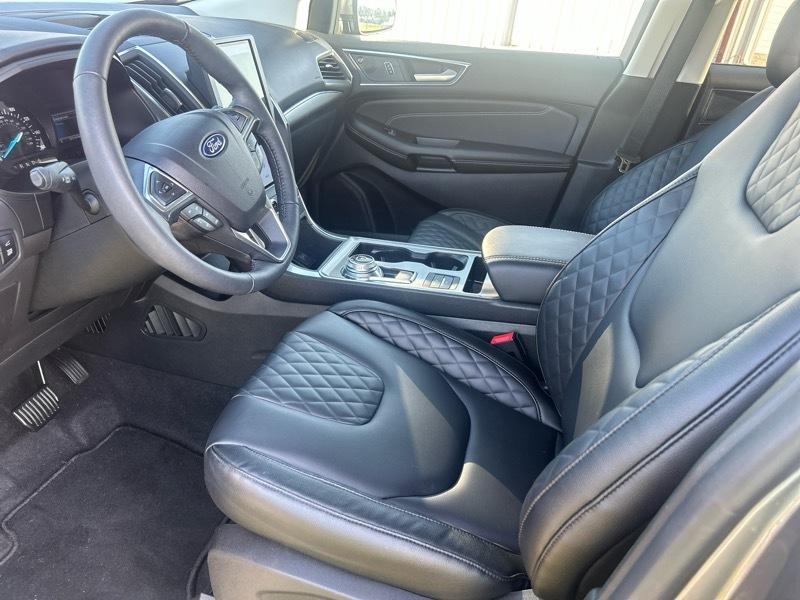 Ford Edge Titanium 2023