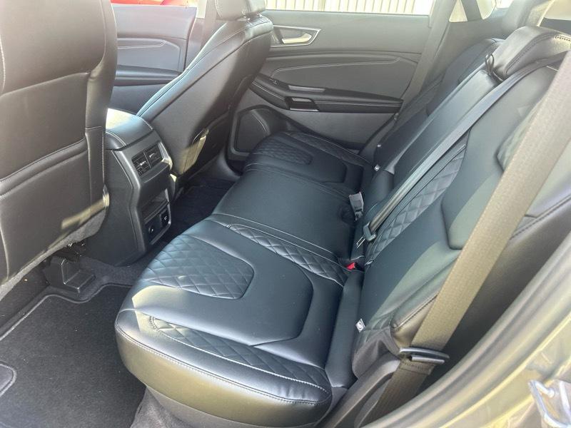Ford Edge Titanium 2023