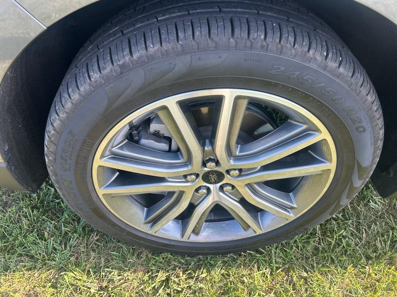 Ford Edge Titanium 2023