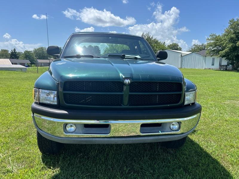 Dodge Ram 1500 4WD Reg Cab 120.5" Sport 2001