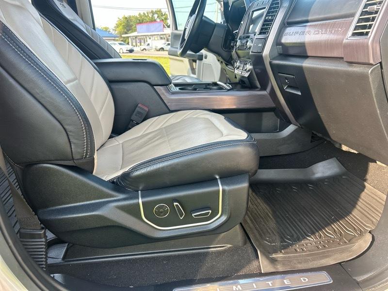 Ford F-250 SD Limited Crew Cab 4WD 2021
