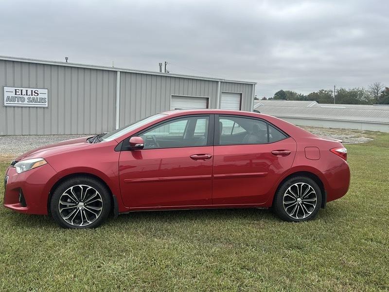 Toyota Corolla S Premium CVT 2015