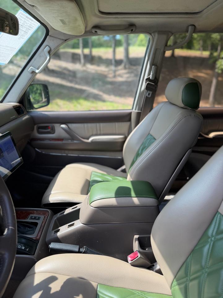 Toyota Land Cruiser 4WD 1995