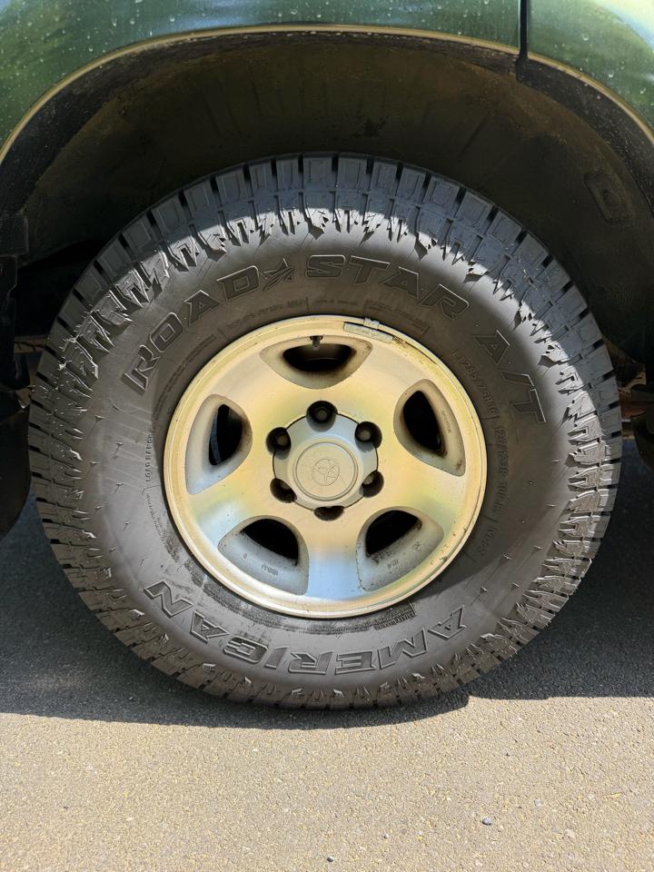 Toyota Land Cruiser 4WD 1995