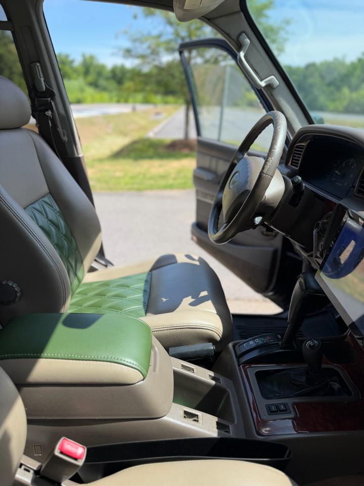 Toyota Land Cruiser 4WD 1995