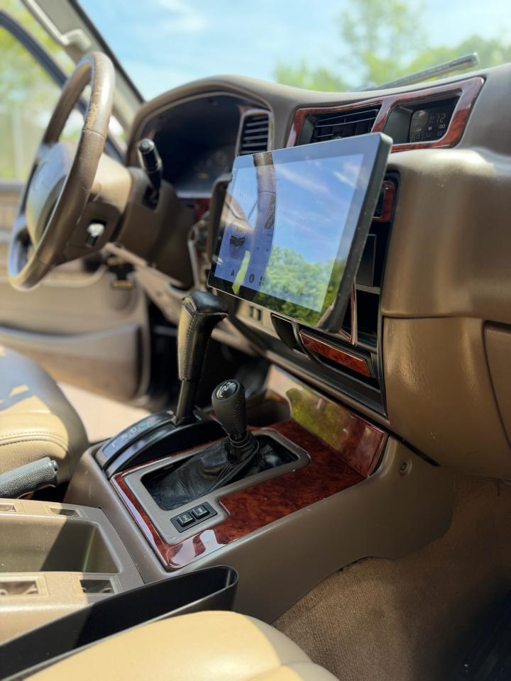 Toyota Land Cruiser 4WD 1995