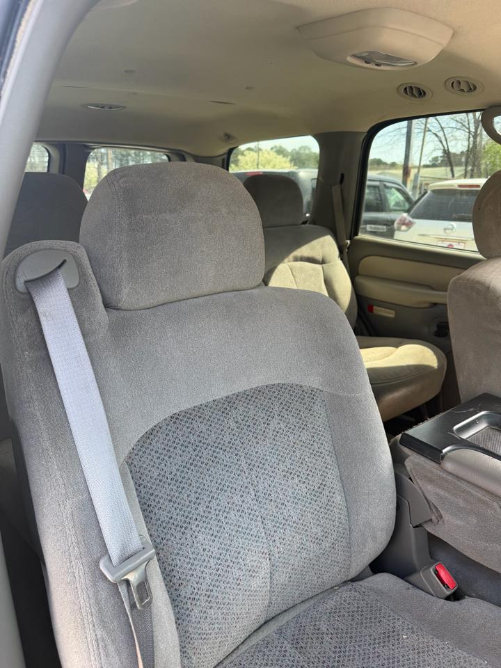 Chevrolet Tahoe 2WD 2002