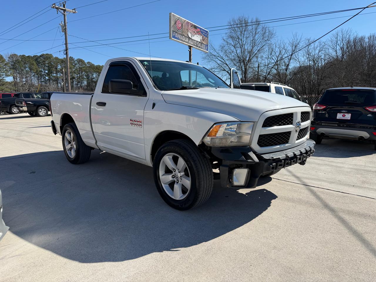 2016 RAM 1500 2WD Crew Cab 140.5" Sport