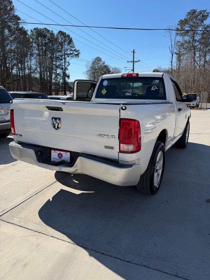 RAM 1500 2WD Crew Cab 140.5" Sport 2016