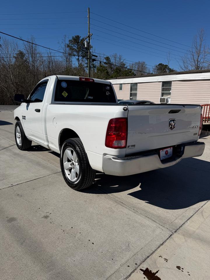 RAM 1500 2WD Crew Cab 140.5" Sport 2016
