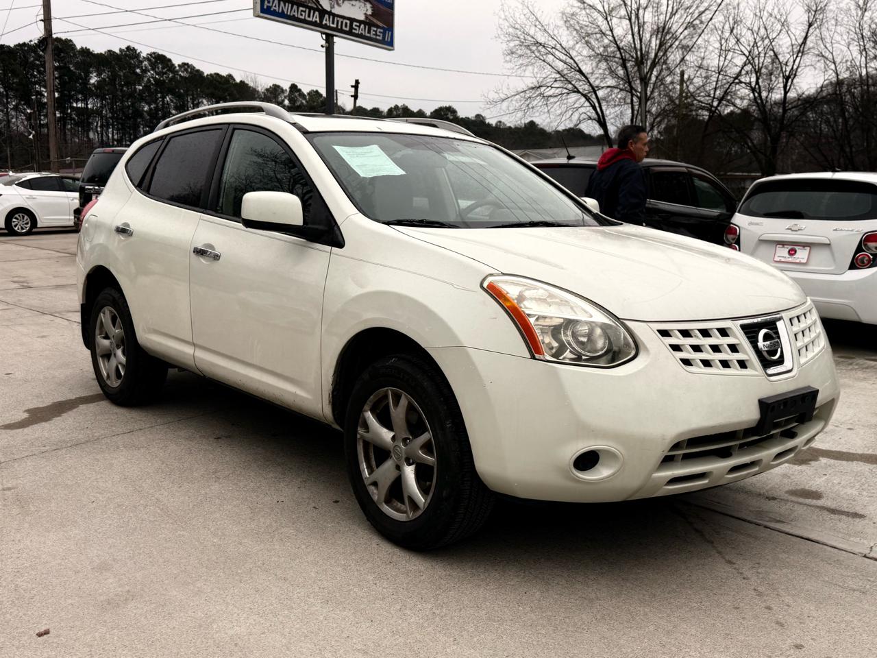 Nissan Rogue S AWD 2010