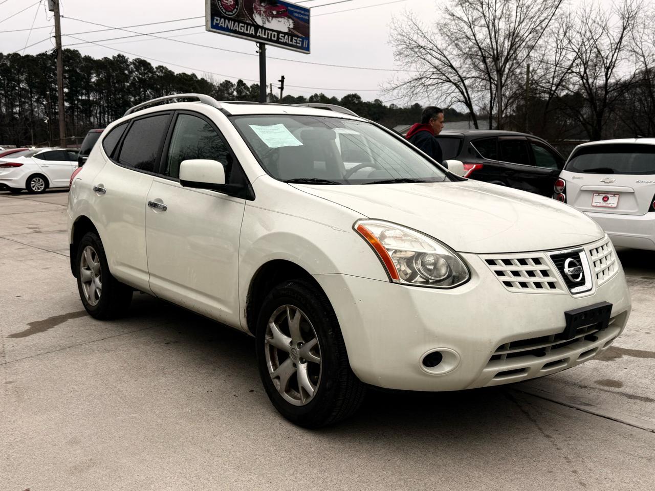 Nissan Rogue S AWD 2010