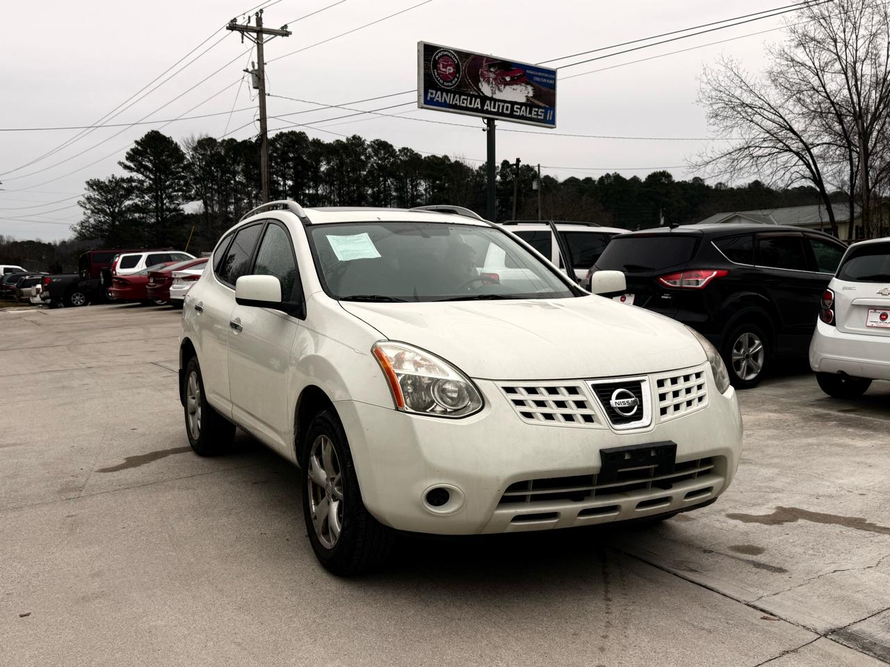 Nissan Rogue S AWD 2010
