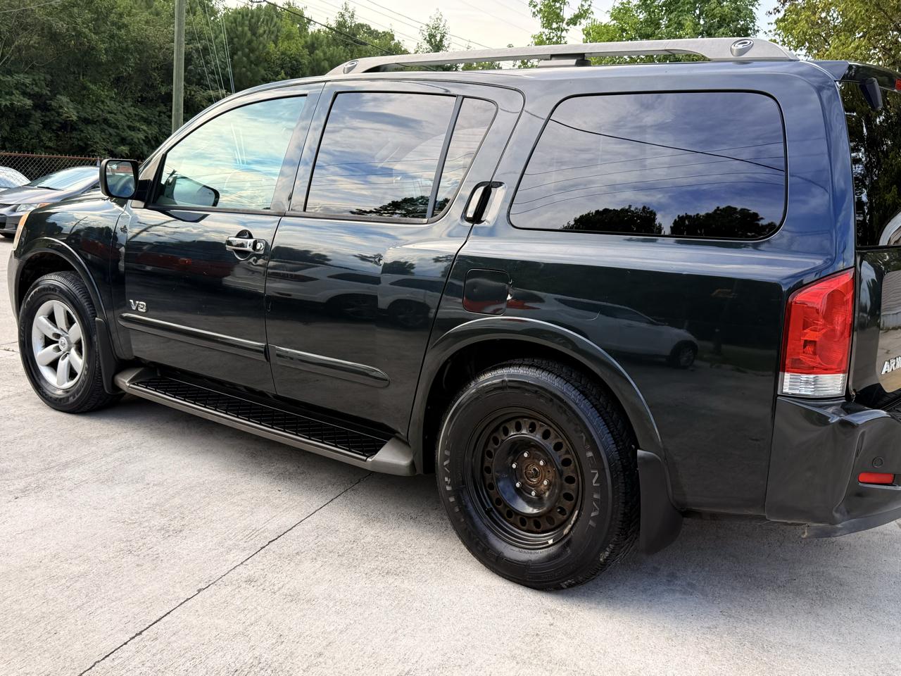 Nissan Armada LE 2WD 2009