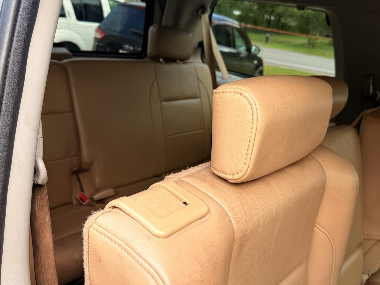 Nissan Armada LE 2WD 2009