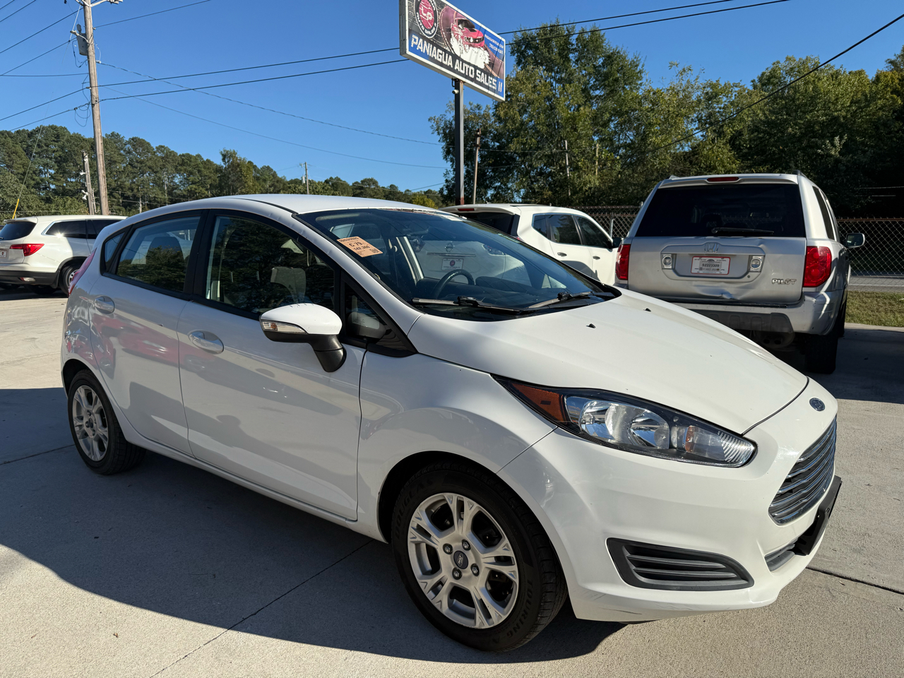 Ford Fiesta SE Hatchback 2015 Ford Fiesta SE Hatchback 2015