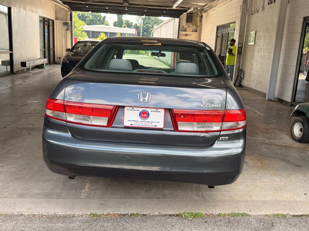 Honda Accord LX V-6 Sedan AT 2004