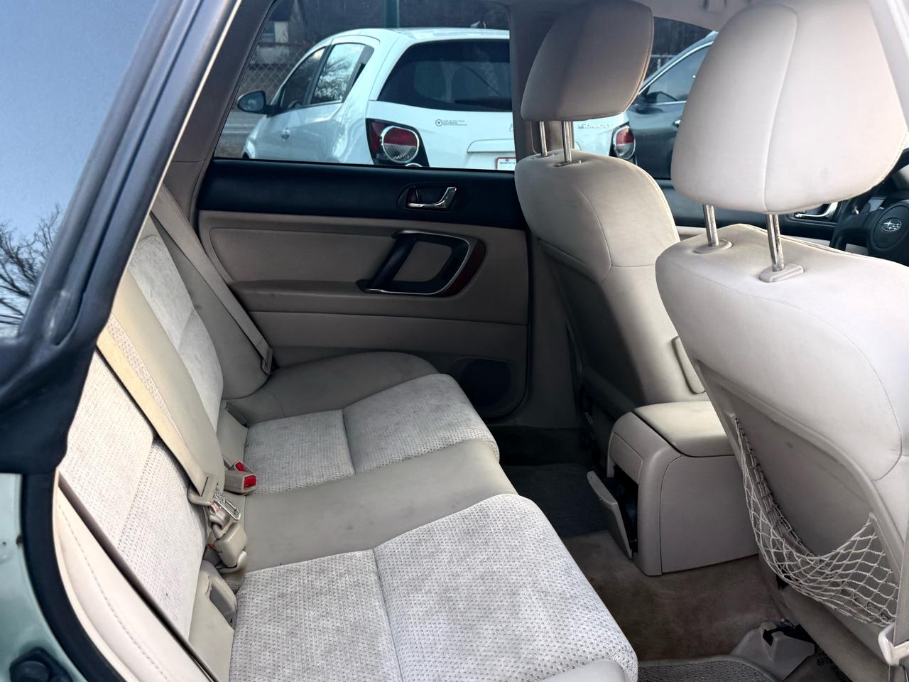 Subaru Outback 2.5i Wagon 2006