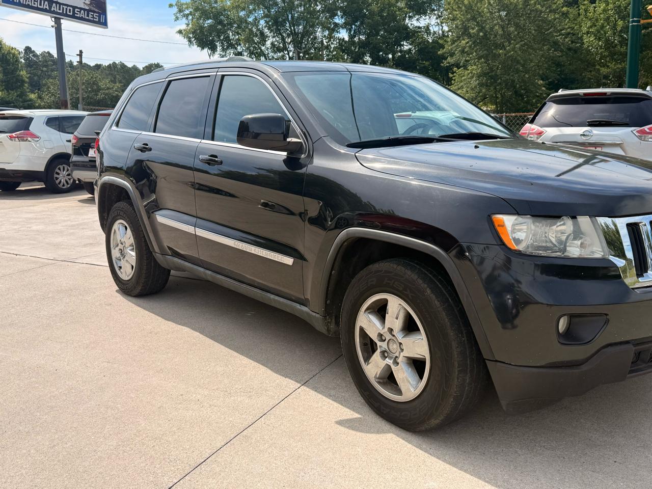 Jeep Grand Cherokee Laredo 4WD 2011