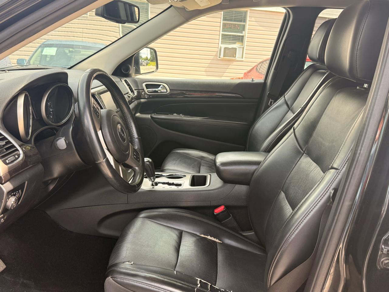 Jeep Grand Cherokee Laredo 4WD 2011