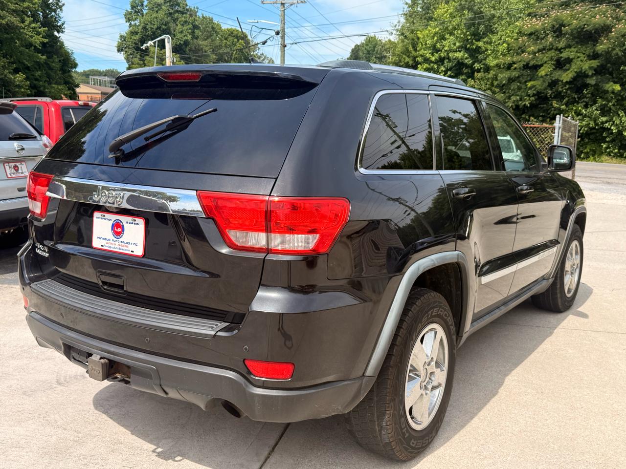 Jeep Grand Cherokee Laredo 4WD 2011