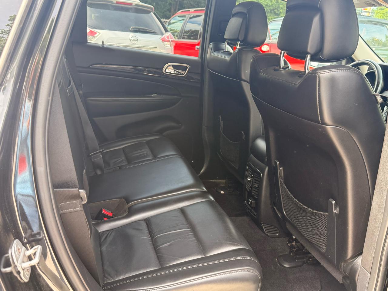 Jeep Grand Cherokee Laredo 4WD 2011