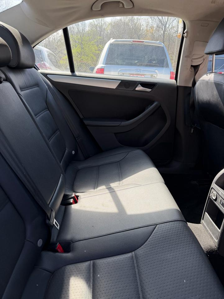 Volkswagen Jetta SE 2013