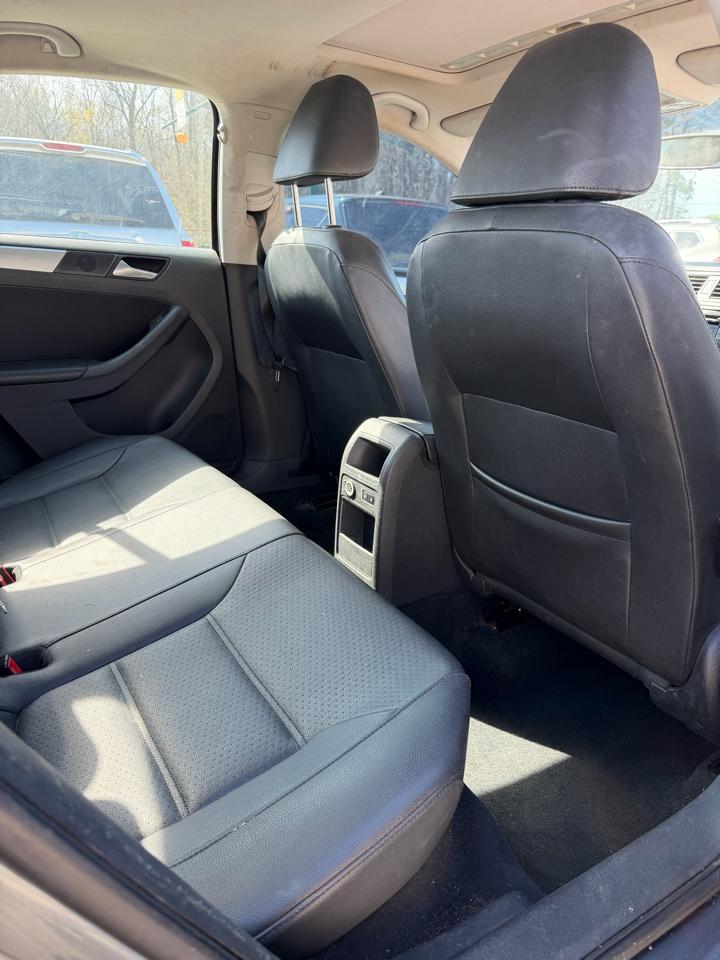 Volkswagen Jetta SE 2013