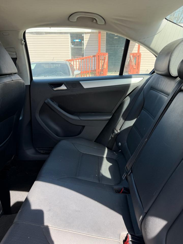 Volkswagen Jetta SE 2013